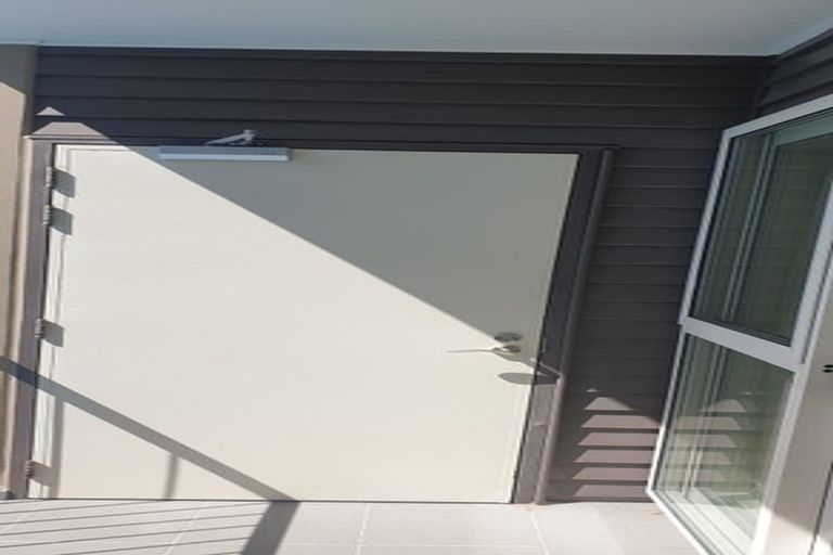 Photo of property in 28/30 Mathesons Road, Phillipstown, Christchurch, 8011