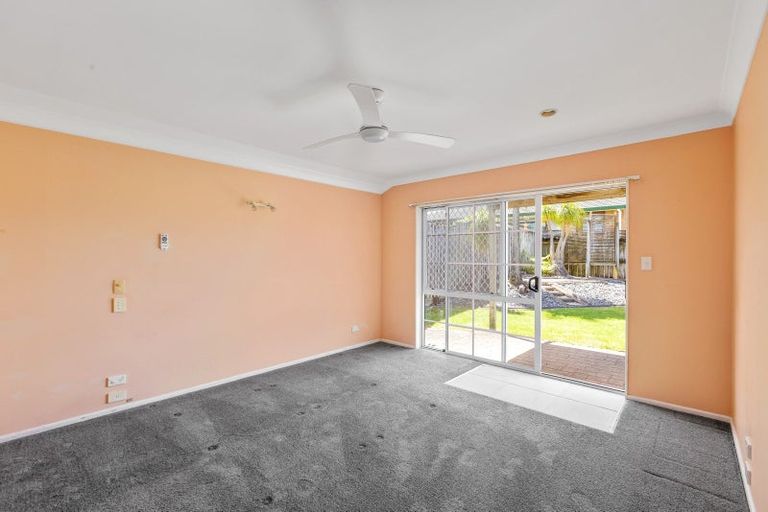 Photo of property in 75 Kath Hopper Drive, Orewa, 0931