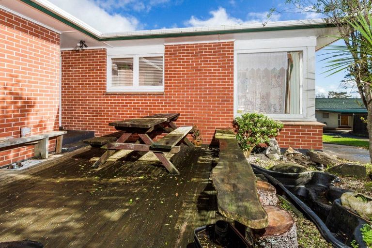 Photo of property in 450 Don Buck Road, Massey, Auckland, 0614
