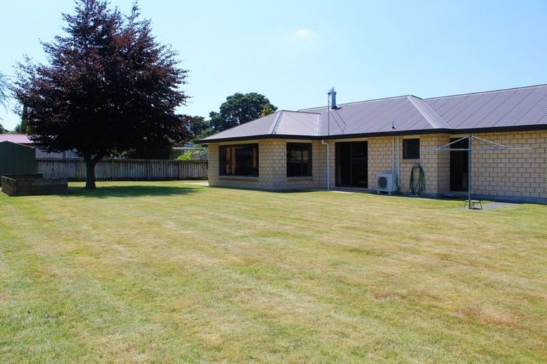 Photo of property in 8a Allan Street, Dannevirke, 4930