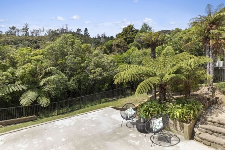 Photo of property in 104 Kamahi Street, Stokes Valley, Lower Hutt, 5019