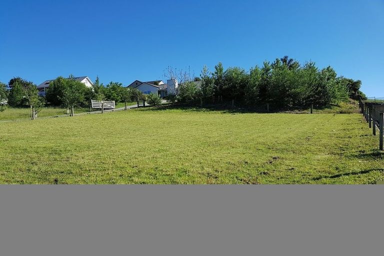 Photo of property in 8 Tralee Street, Omokoroa, 3114