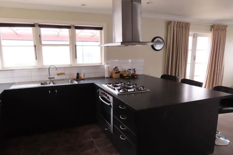 Photo of property in 1 Barsi Grove, Avalon, Lower Hutt, 5011