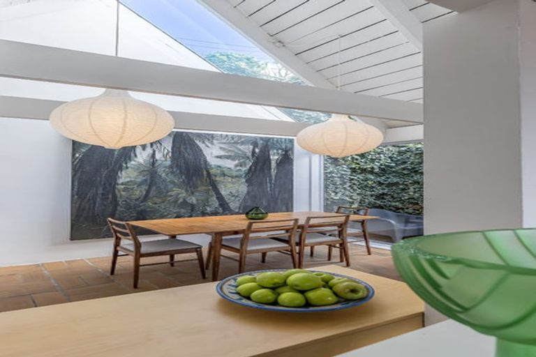 Photo of property in 44 Orangi Kaupapa Road, Northland, Wellington, 6012