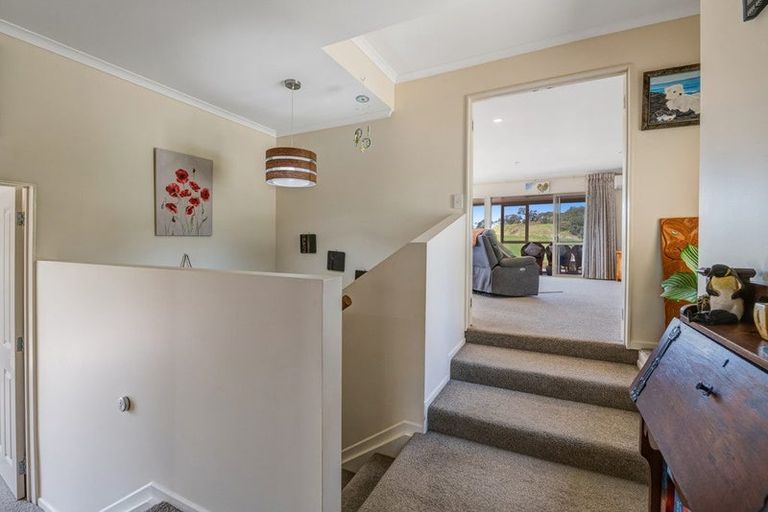Photo of property in 57a Kestrel Heights, Arkles Bay, Whangaparaoa, 0932
