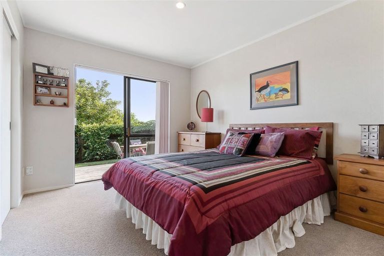 Photo of property in 2/25 Grassways Avenue, Pakuranga, Auckland, 2010