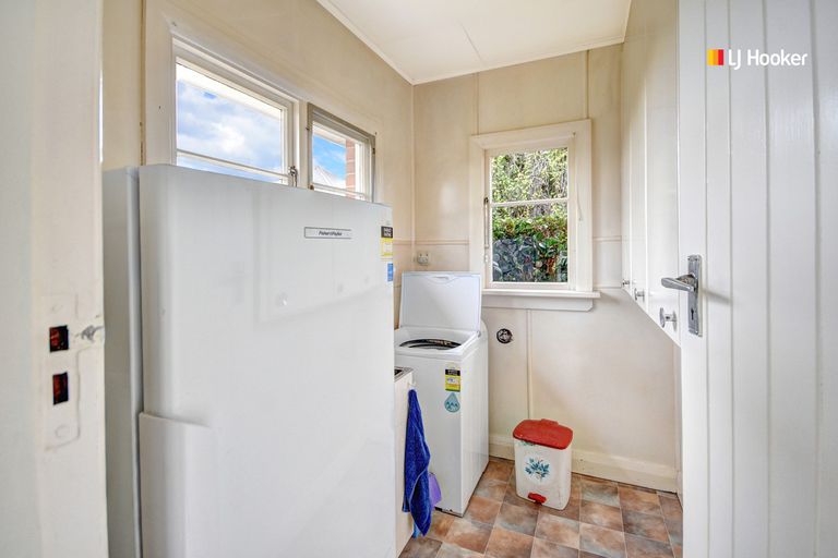 Photo of property in 239 Kenmure Road, Kenmure, Dunedin, 9011