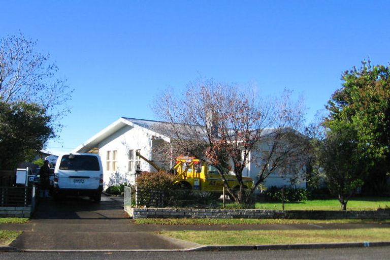 Photo of property in 10 Waterworth Avenue, Onekawa, Napier, 4110