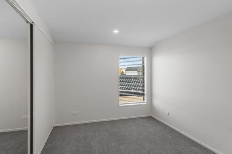 Photo of property in 17 Eminence Drive, Northwood, Christchurch, 8051