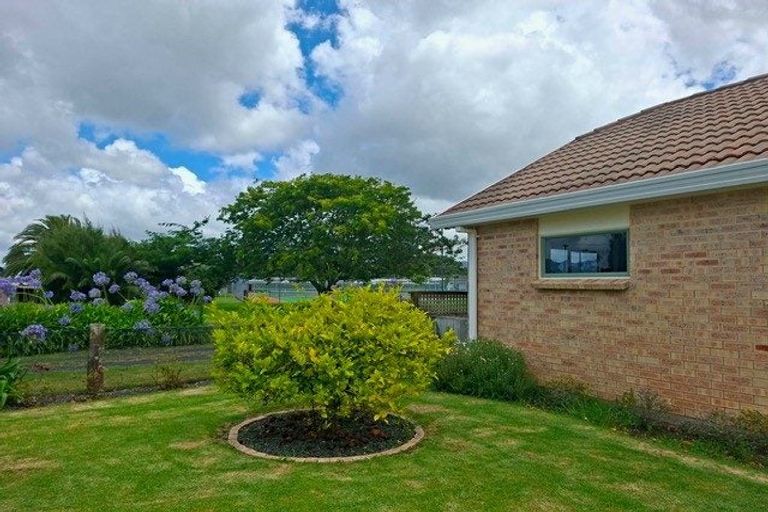 Photo of property in Park Lane Village, 29/32 Park Road, Katikati, 3129