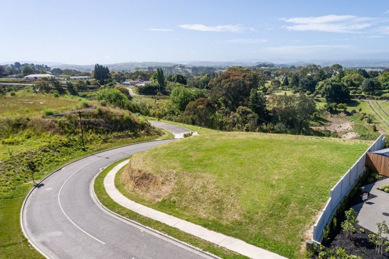 Photo of property in 97 Oak Road, Poraiti, Napier, 4112