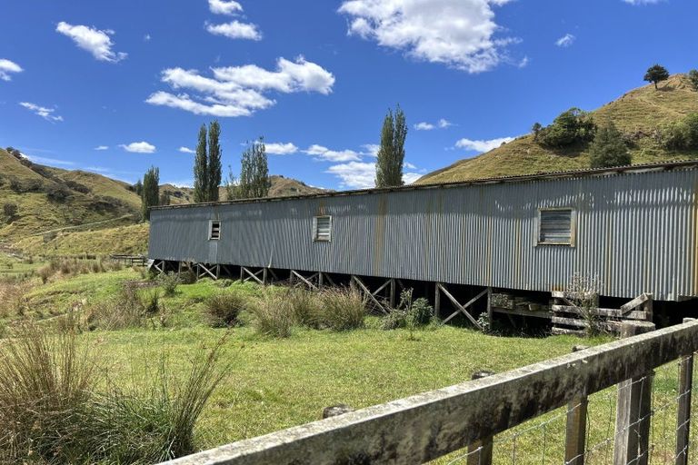 Photo of property in 10 Vera Road, Te Atatu South, Auckland, 0610