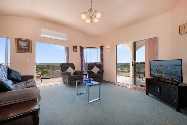 Photo of property in 34 La Cumbre Close, Bethlehem, Tauranga, 3110