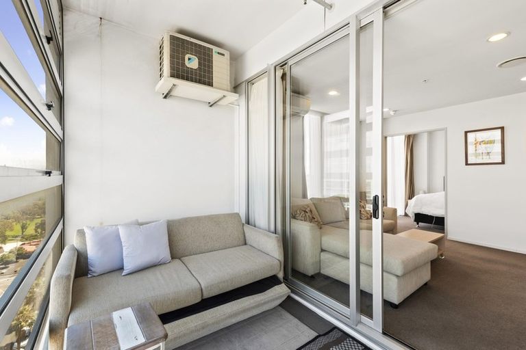 Photo of property in Proximity Apartments, 909/17 Osterley Way, Manukau, Auckland, 2104