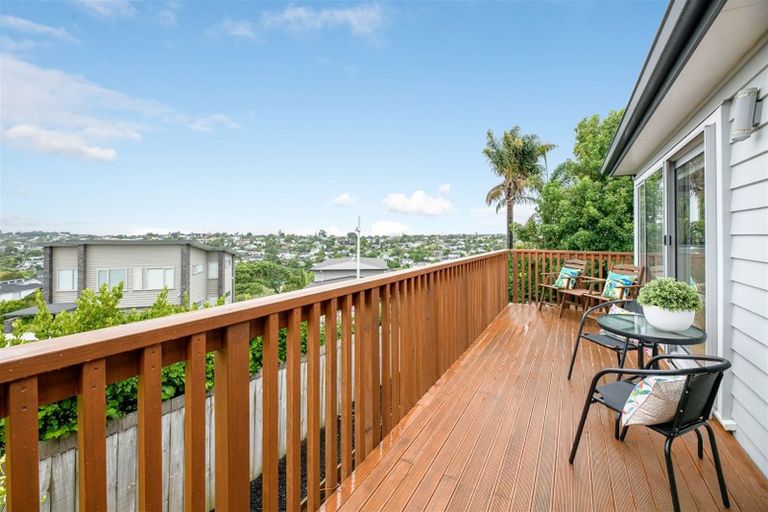 Photo of property in 44 Coventry Way, Long Bay, Auckland, 0630