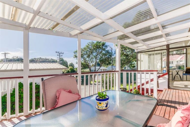 Photo of property in 62 Ruapehu Street, Paraparaumu, 5032