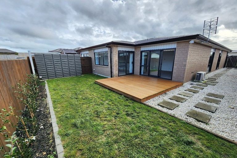 Photo of property in 27 Hemopo Street, Pukekohe, 2120