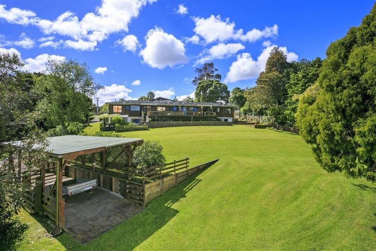 Photo of property in 70b Roberts Road, Glenfield, Auckland, 0629