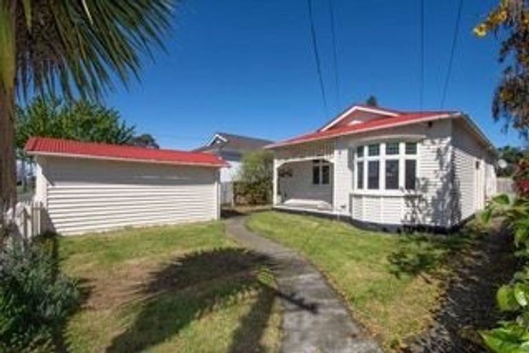 Photo of property in 16 Newcastle Street, Phillipstown, Christchurch, 8011