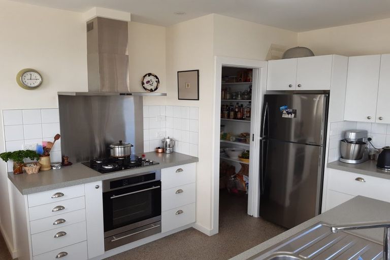 Photo of property in 68 Awamoa Road, Holmes Hill, Oamaru, 9401