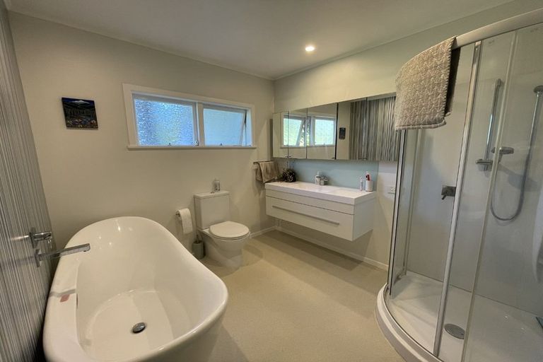Photo of property in 55 Guthrie Road, Havelock North, 4130