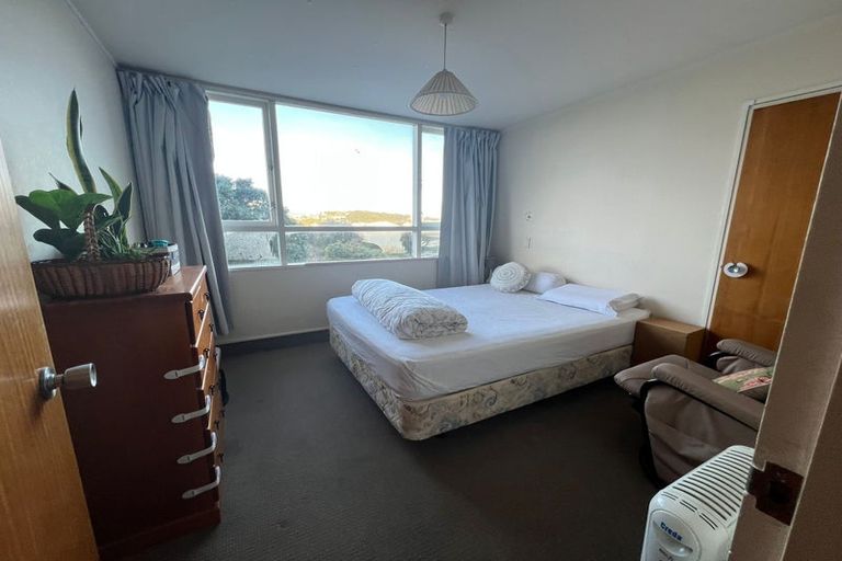 Photo of property in 4/15 Upper Lewisville Terrace, Thorndon, Wellington, 6011