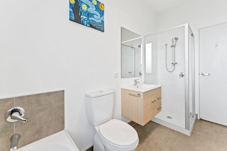 Photo of property in 47 Battalion Drive, Papakura, 2110