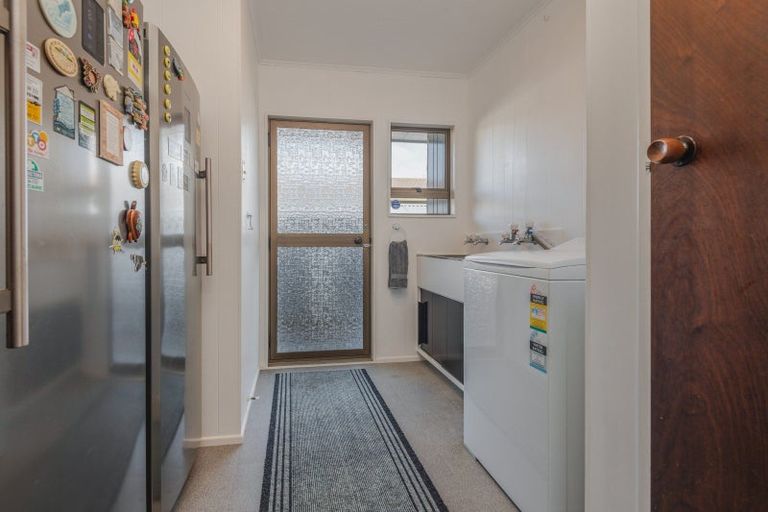 Photo of property in 43 Normanby Street, Woodville, 4920