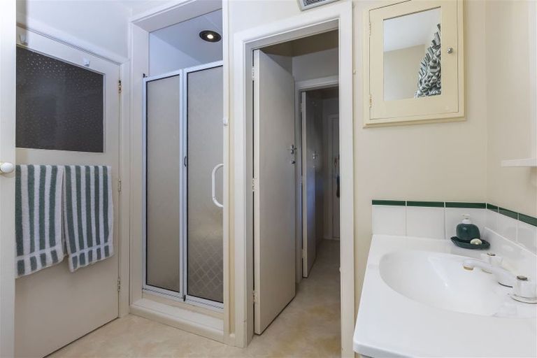 Photo of property in 12 Barlow Street, Ilam, Christchurch, 8041