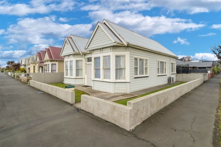 Photo of property in 35 Burns Street, South Dunedin, Dunedin, 9012