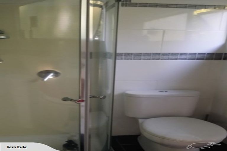 Photo of property in 3/99 Balmain Road, Birkenhead, Auckland, 0626