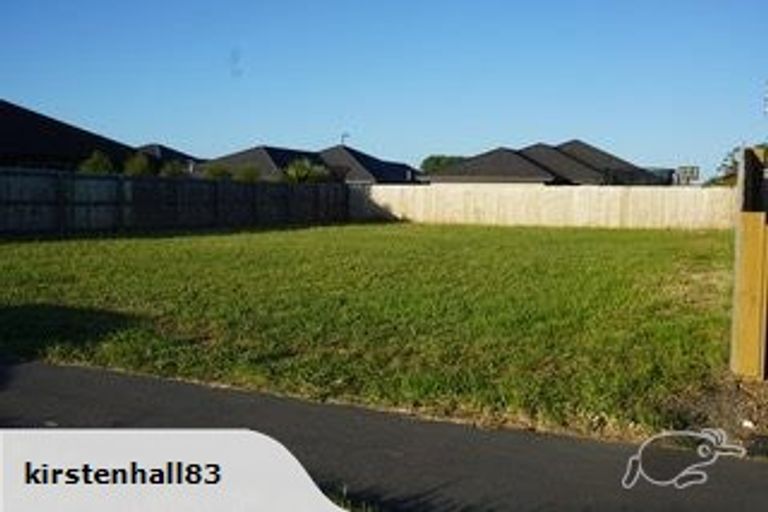Photo of property in 21 Te Whariki Street, Marshland, Christchurch, 8083