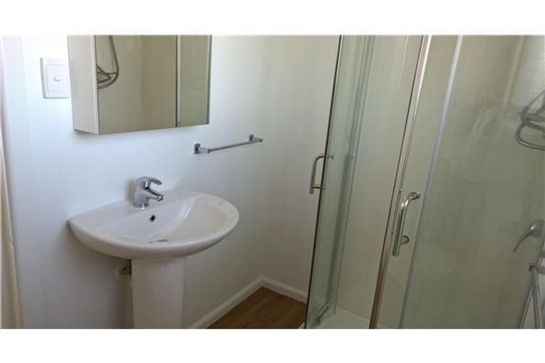 Photo of property in 1/90 Garlands Road, Woolston, Christchurch, 8023