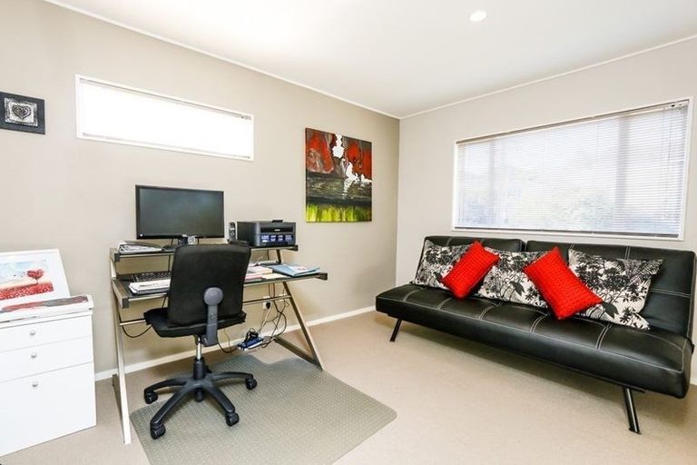 Photo of property in 1/15 Morrow Avenue, Bucklands Beach, Auckland, 2012