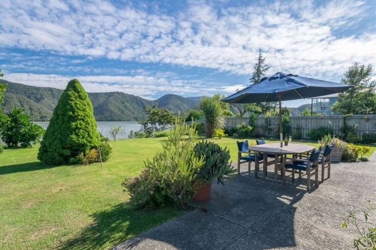 Photo of property in 8 Cook Street, Havelock, 7100