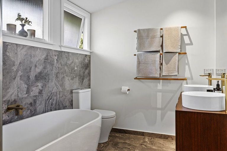 Photo of property in 33 Lynfield Avenue, Ilam, Christchurch, 8041