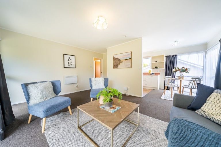 Photo of property in 2/107 Montgomery Avenue, Karori, Wellington, 6012