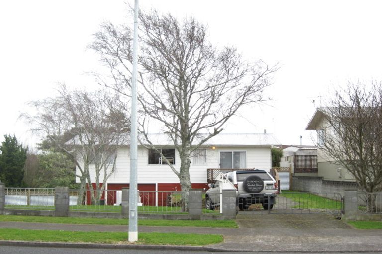 Photo of property in 37 Gardenia Avenue, Bell Block, New Plymouth, 4312