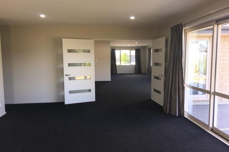 Photo of property in 17 Sovereign Boulevard, Kaiapoi, 7630