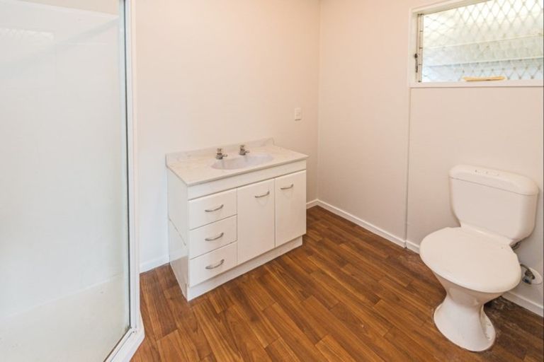 Photo of property in 32 Miro Street, Castlecliff, Whanganui, 4501