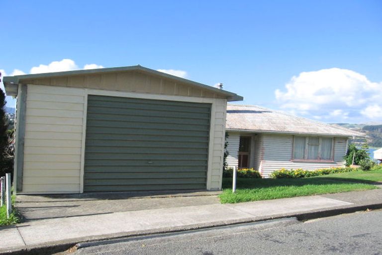 Photo of property in 1 Roiri Way, Titahi Bay, Porirua, 5022