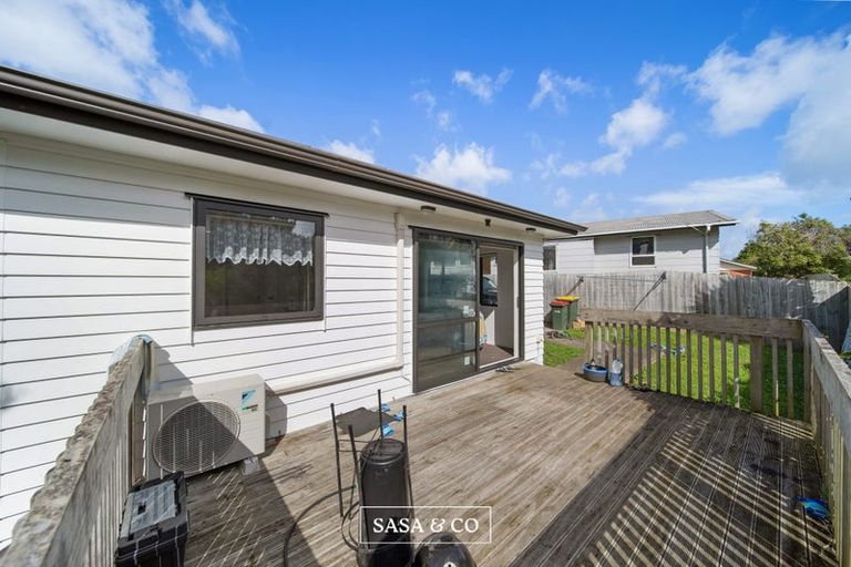 Photo of property in 90 Chelburn Crescent, Mangere East, Auckland, 2024