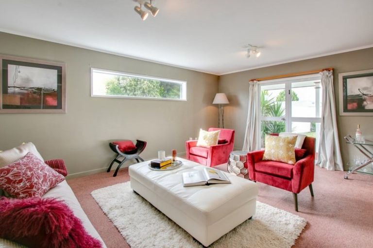 Photo of property in 136 Auckland Road, Greenmeadows, Napier, 4112