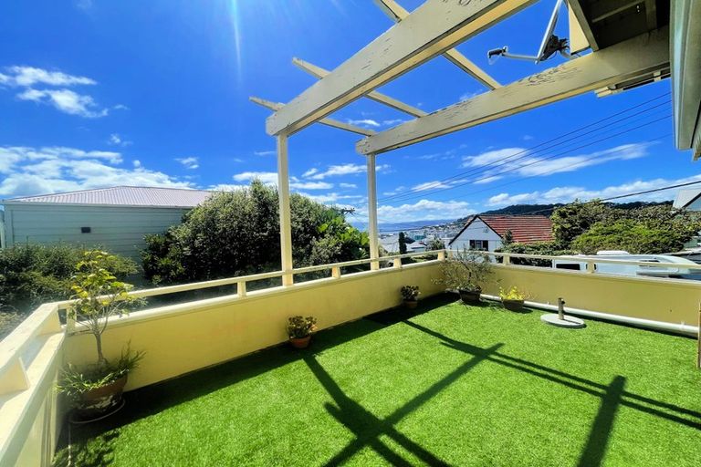 Photo of property in 72a Thompson Street, Mount Cook, Wellington, 6011