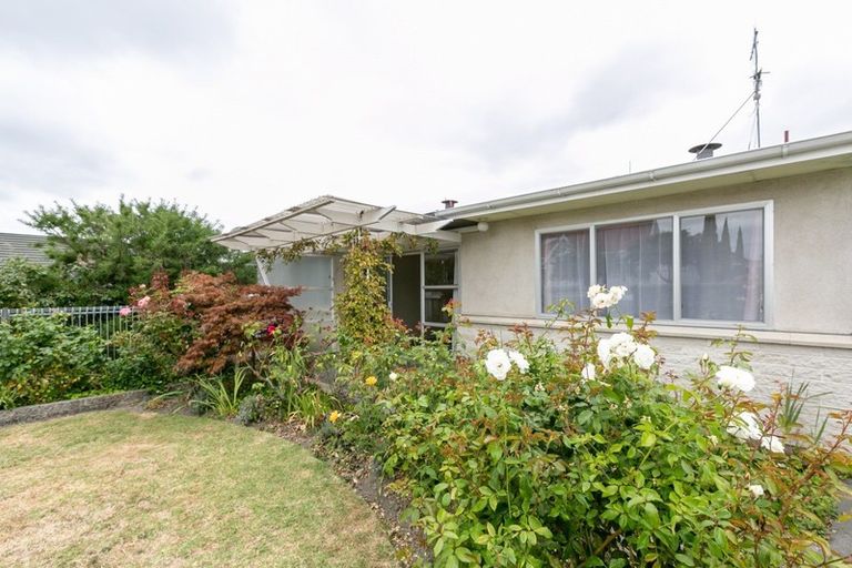 Photo of property in 52a Puketapu Road, Taradale, Napier, 4112