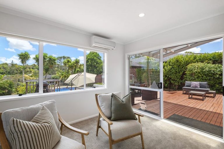 Photo of property in 7 Charmaine Road, Torbay, Auckland, 0630