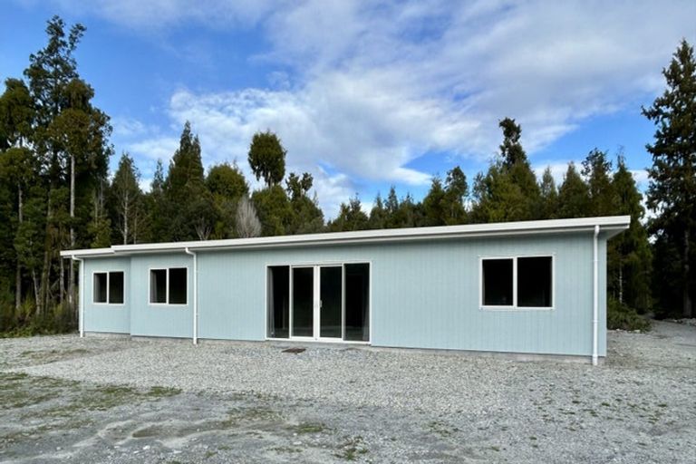 Photo of property in 6 Sadler Place, Kumara Junction, Hokitika, 7882