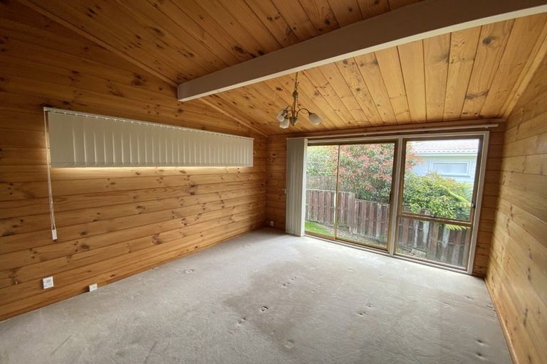 Photo of property in 40 Grenada Avenue, Forrest Hill, Auckland, 0620