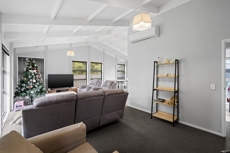 Photo of property in 9a Fraser Street, Masterton, 5810