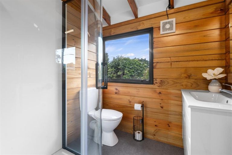 Photo of property in 62 Grand Vue Road, Kawaha Point, Rotorua, 3010